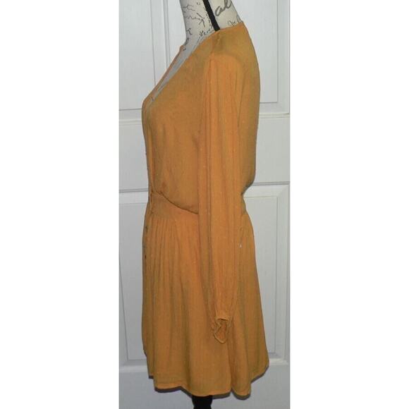 Amuse Society Women's Georgie Long Sleeve Woven Dress In Gold Medium MSRP $69.50 - Picture 6 of 7